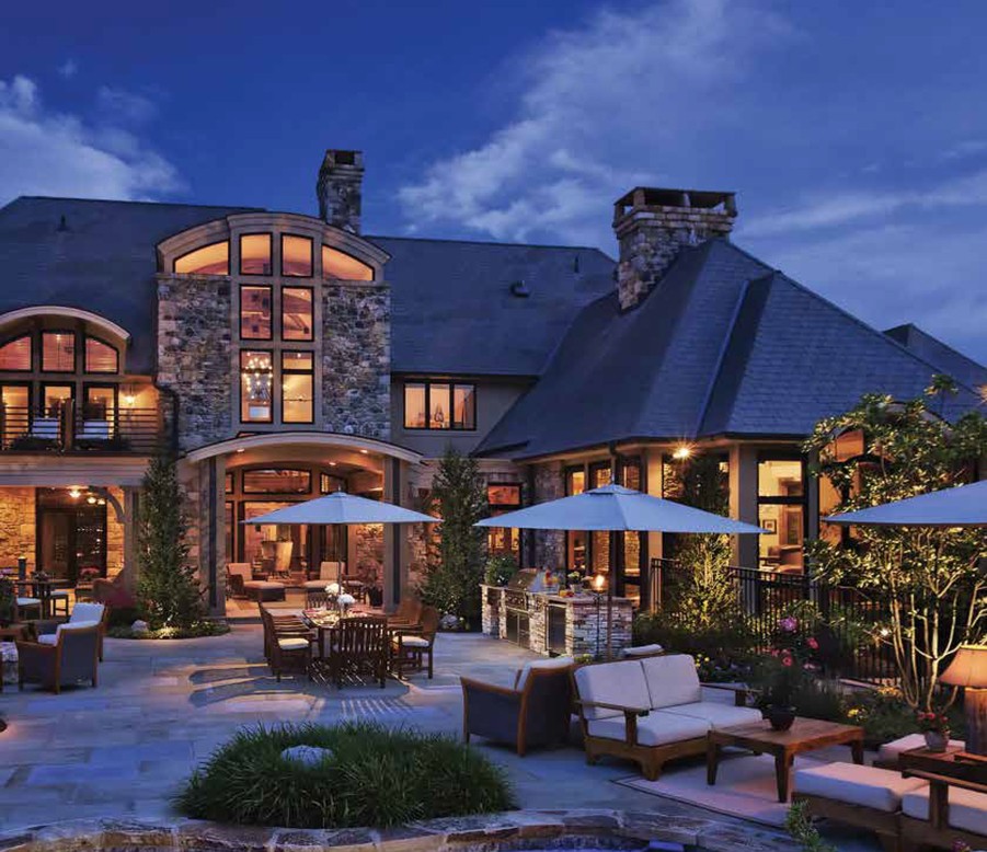 lutron-outdoor-lighting-solutions-for-backyards